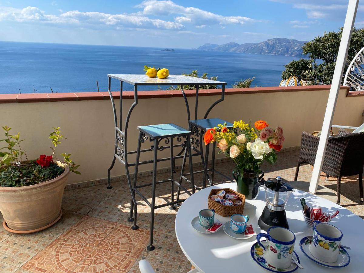 Il Profumo Dei Fiori Lejlighed Praiano Eksteriør billede