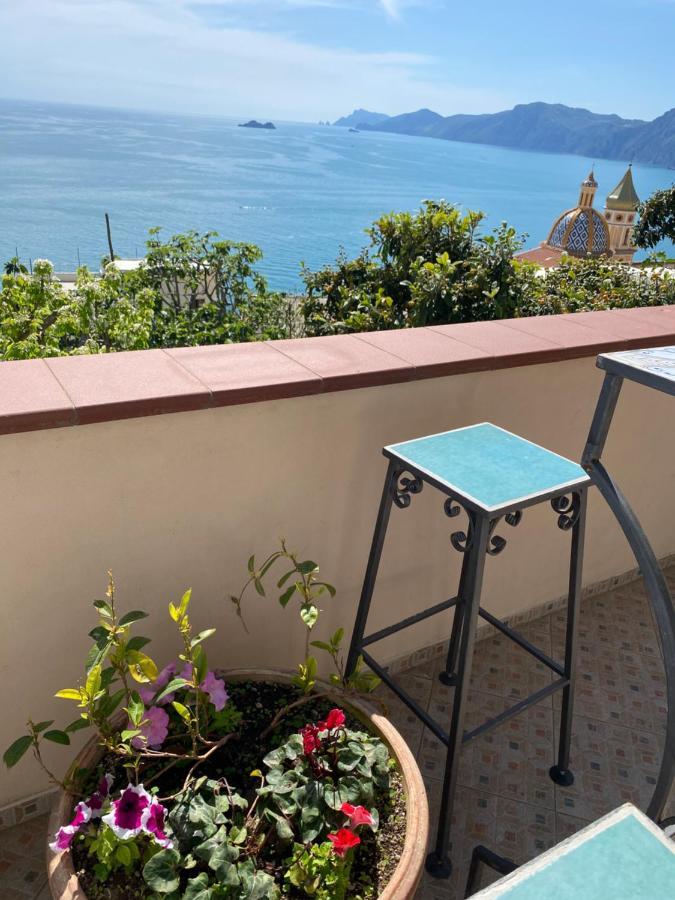 Il Profumo Dei Fiori Lejlighed Praiano Eksteriør billede